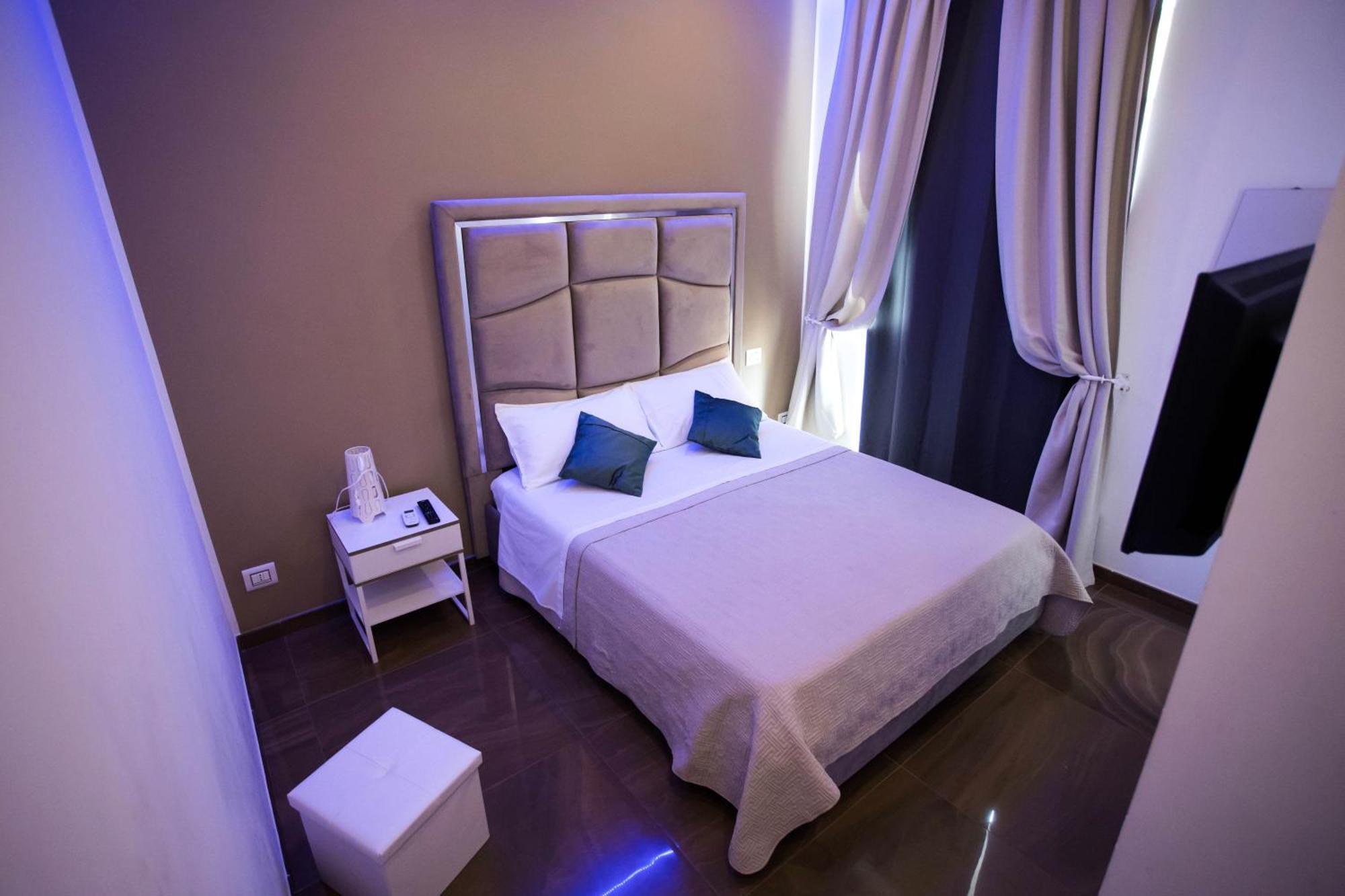 Palazzo 15 Napoli Bed & Breakfast Exterior foto