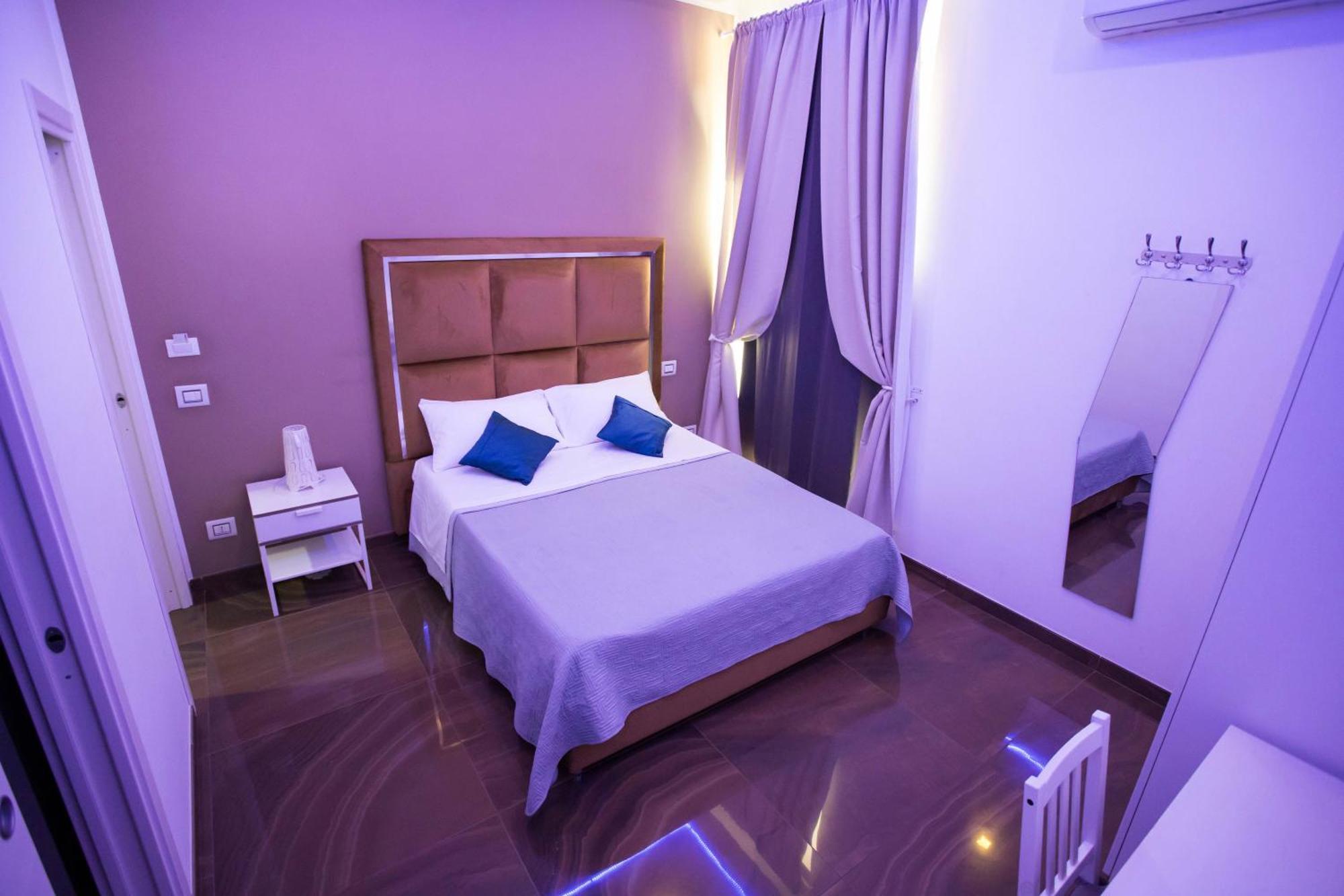 Palazzo 15 Napoli Bed & Breakfast Exterior foto
